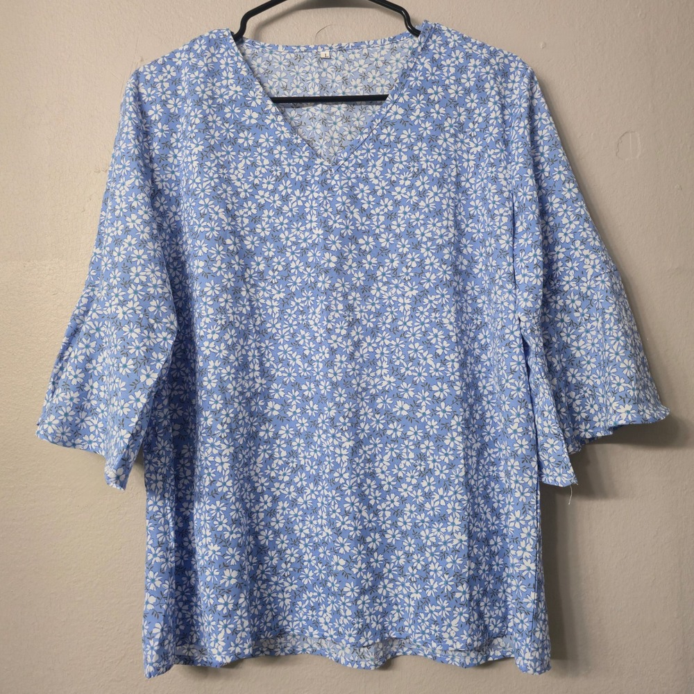 Blue Floral V-Neck Bell Sleeve Blouse Top Size Large 0375